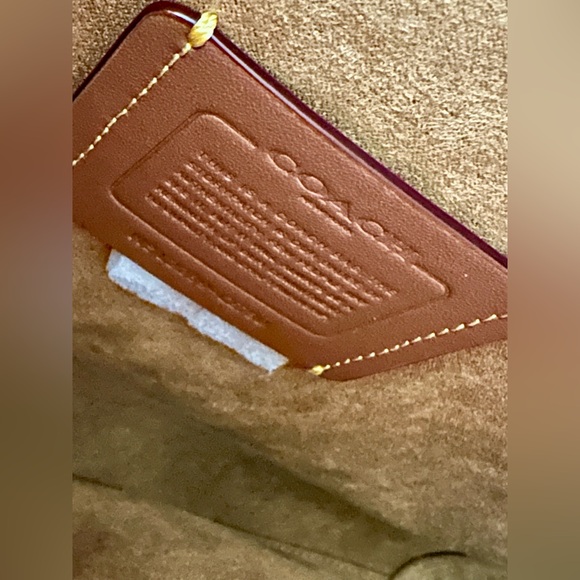 Coach Legacy Large Pebbled Leather Carryall Bag - Picture 9 of 11